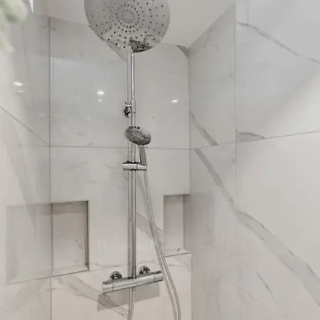 Raphaelle - Trendy Met 2 Slaapkamers * Oostende