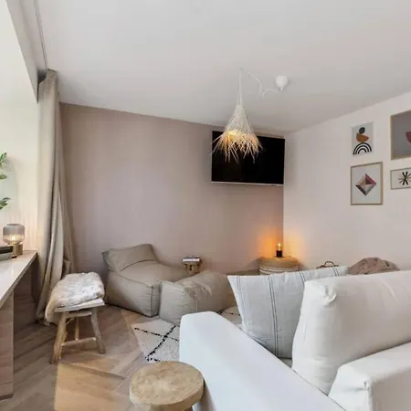 Raphaelle - Trendy Met 2 Slaapkamers * Oostende