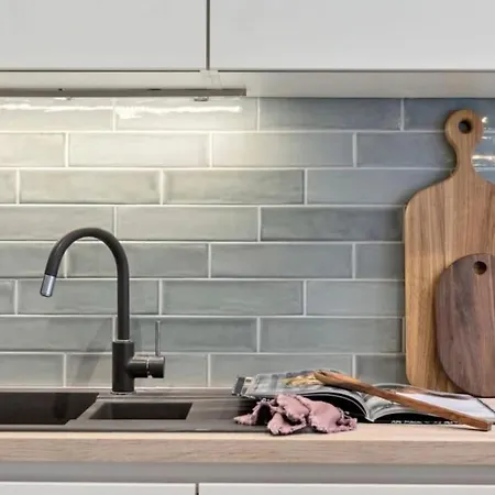 Raphaelle - Trendy Met 2 Slaapkamers Apartamento *