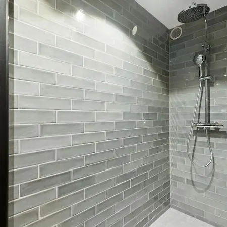 Raphaelle - Trendy Met 2 Slaapkamers Apartamento *